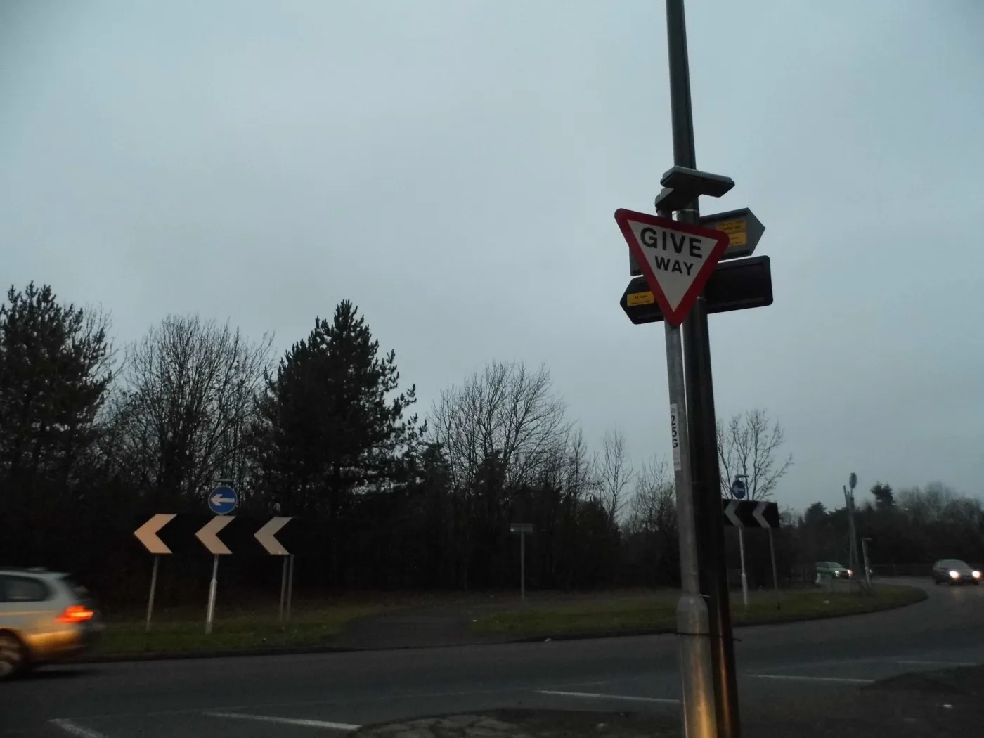 Horsham Roadworks This Week: A264 Nights, 25 Oct Rail Buses